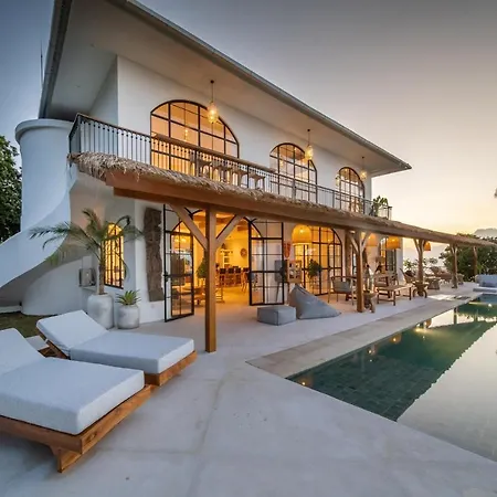 Villa Moonlight Lovina